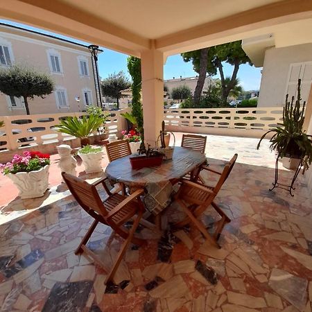 Bouganville Casa Vacanza Ambiente Climatizzato Con Wi Fi Pineto Extérieur photo