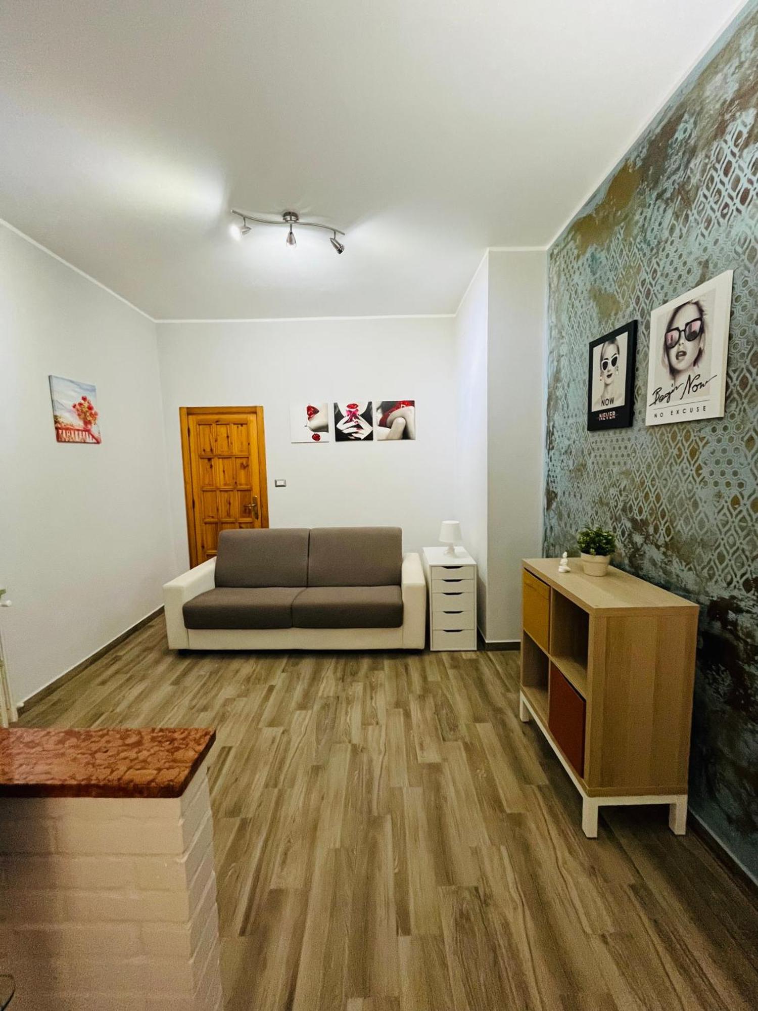 Bouganville Casa Vacanza Ambiente Climatizzato Con Wi Fi Pineto Extérieur photo