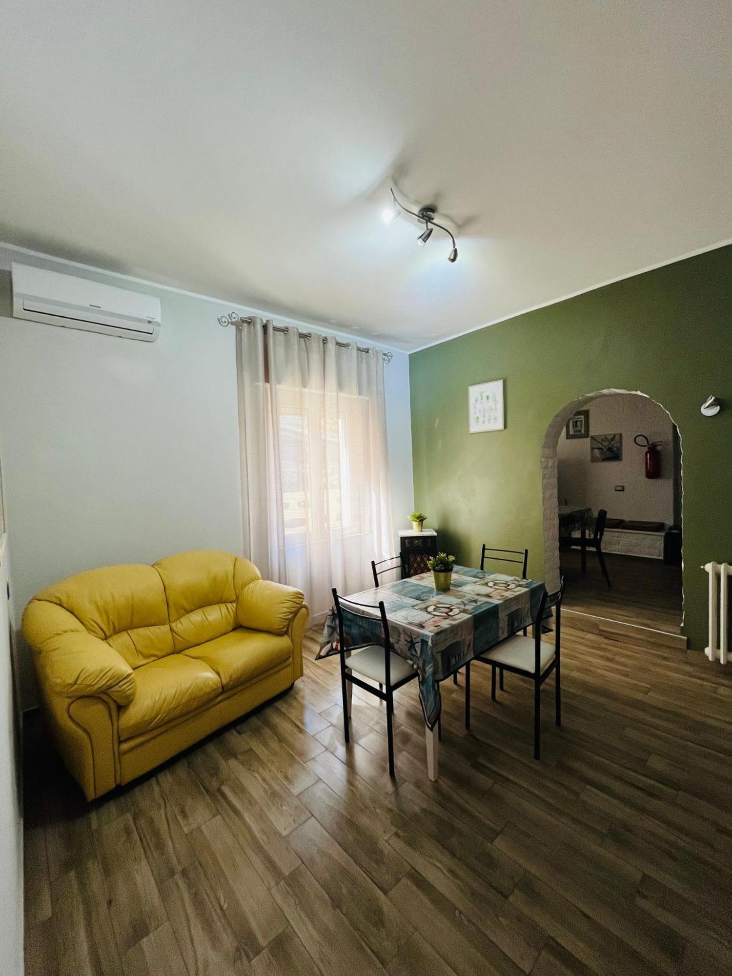 Bouganville Casa Vacanza Ambiente Climatizzato Con Wi Fi Pineto Extérieur photo