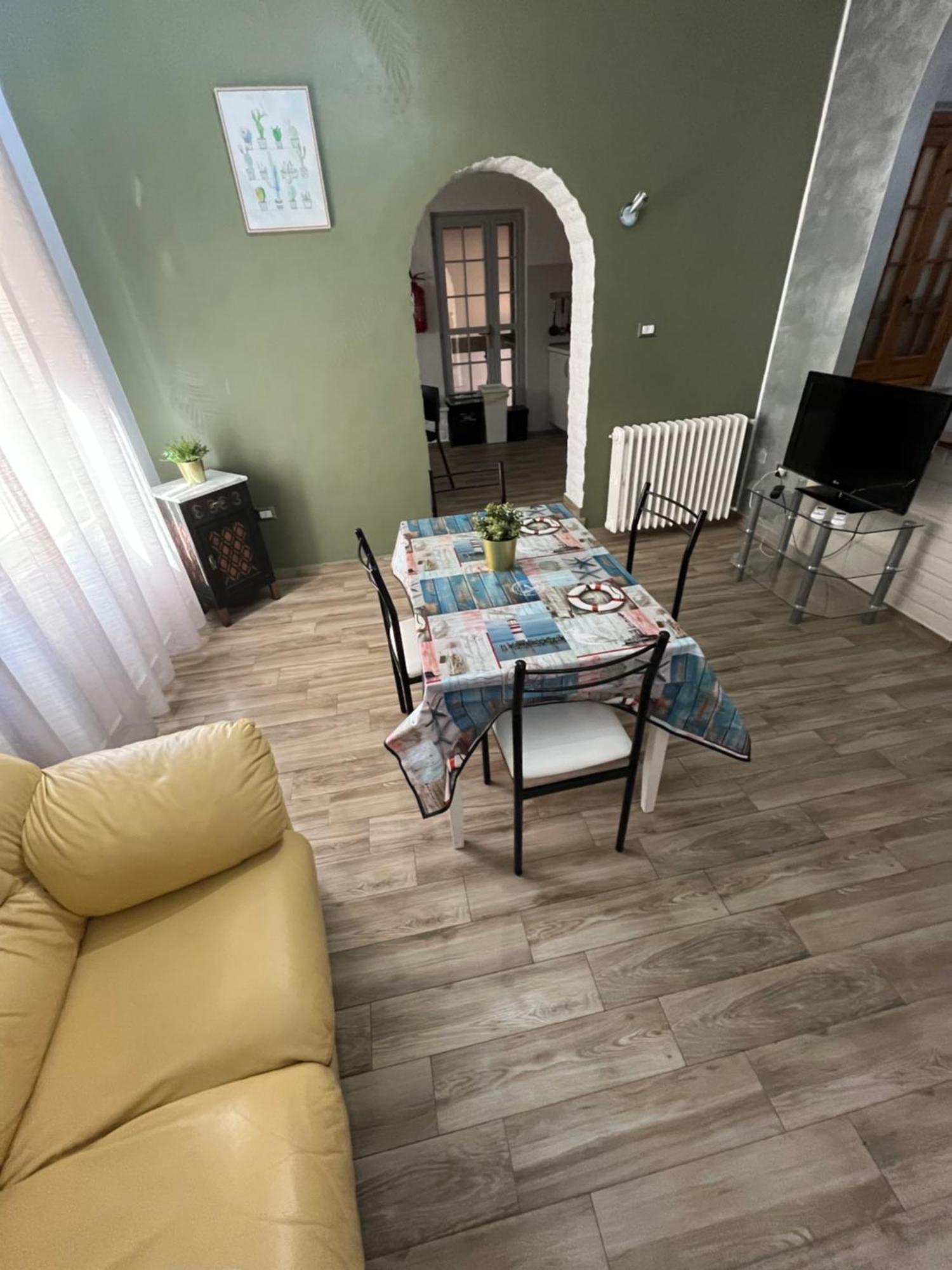 Bouganville Casa Vacanza Ambiente Climatizzato Con Wi Fi Pineto Extérieur photo