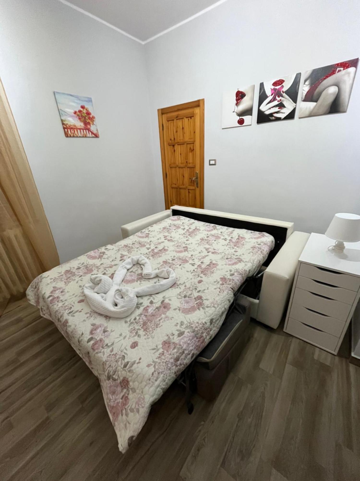 Bouganville Casa Vacanza Ambiente Climatizzato Con Wi Fi Pineto Extérieur photo