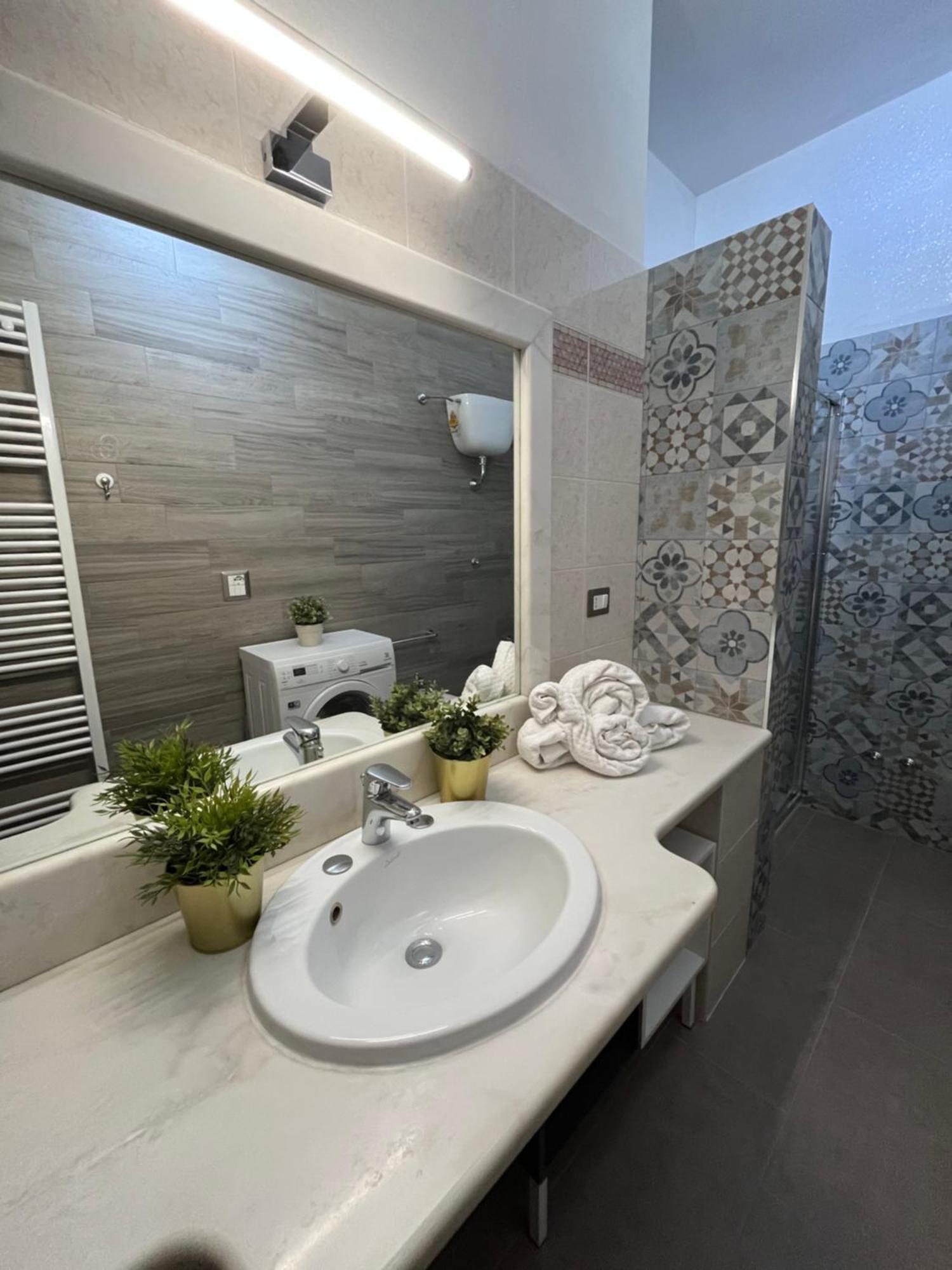 Bouganville Casa Vacanza Ambiente Climatizzato Con Wi Fi Pineto Extérieur photo